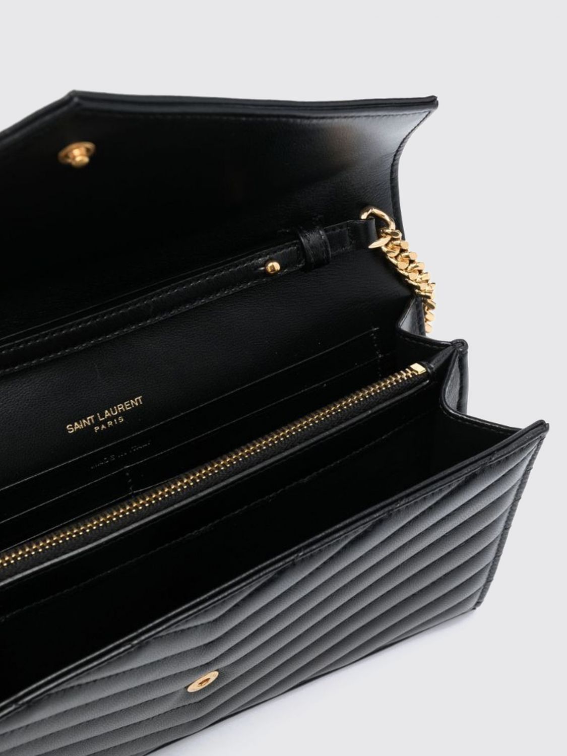 SAINT LAURENT MINITASCHE: Cassandre Umschlagtasche SAINT LAURENT aus Chevron-Matelassé-Leder mit YSL-Logo, Schwarz - Img 5
