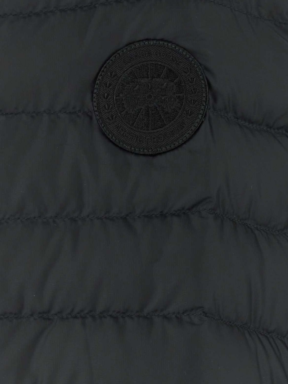 CANADA GOOSE JACKE: Gesteppte Daunenjacke Stratus Canada Goose aus recyceltem Polyester mit Stehkragen, Schwarz - Img 4