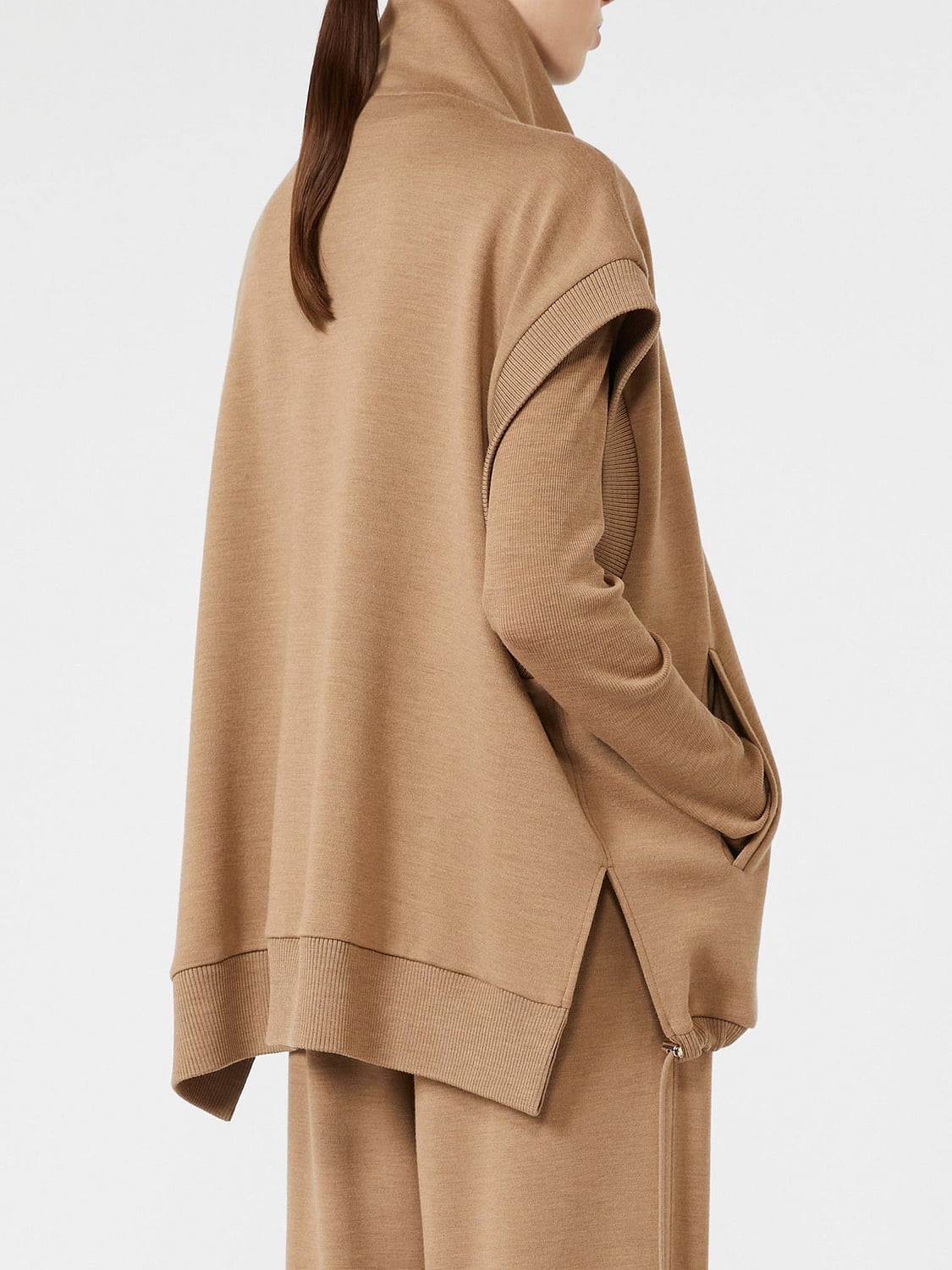 MAX MARA GIACCA: Mantella corta Max Mara in lana con maniche corte e collo a imbuto, Cammello - Img 2
