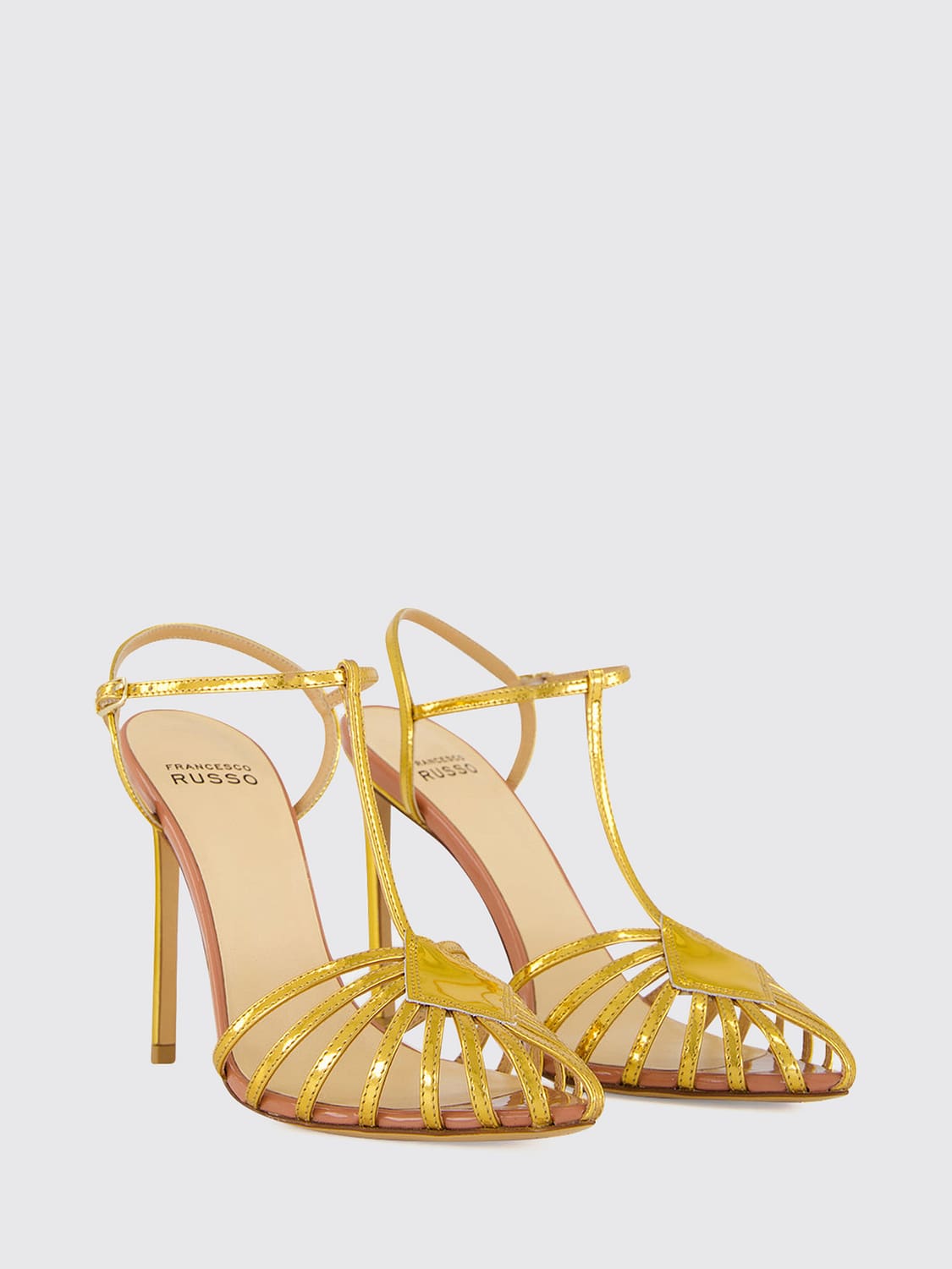 FRANCESCO RUSSO SANDALEN MIT ABSATZ: T-Strap-Sandalen aus laminiertem Leder von Francesco Russo mit hohem Stiletto-Absatz, Gold - Img 2