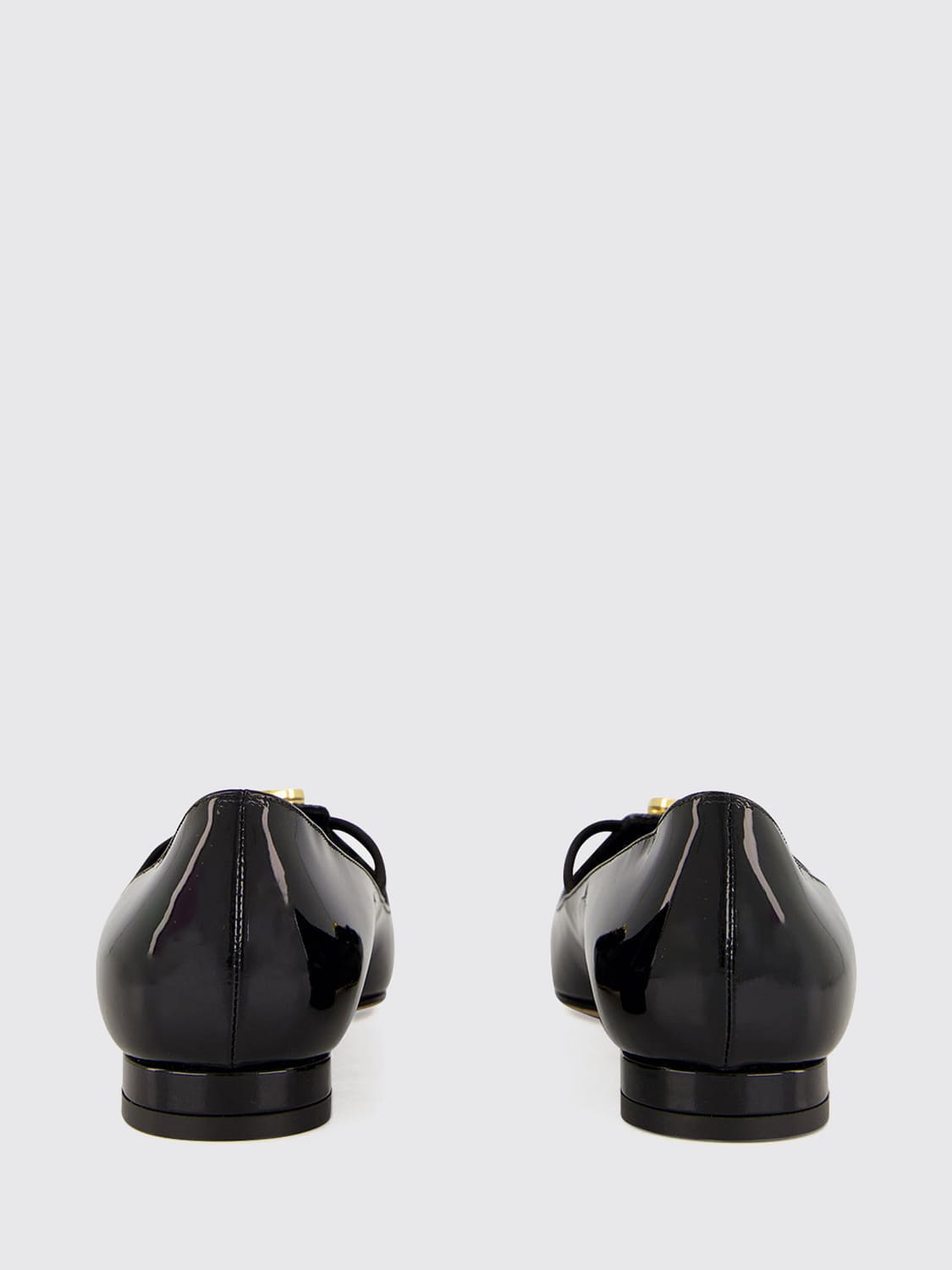 MANOLO BLAHNIK バレリーナシューズ: MANOLO BLAHNIK Khafreflat テーパードトゥ パテントレザー バレエフラット, ブラック - Img 3