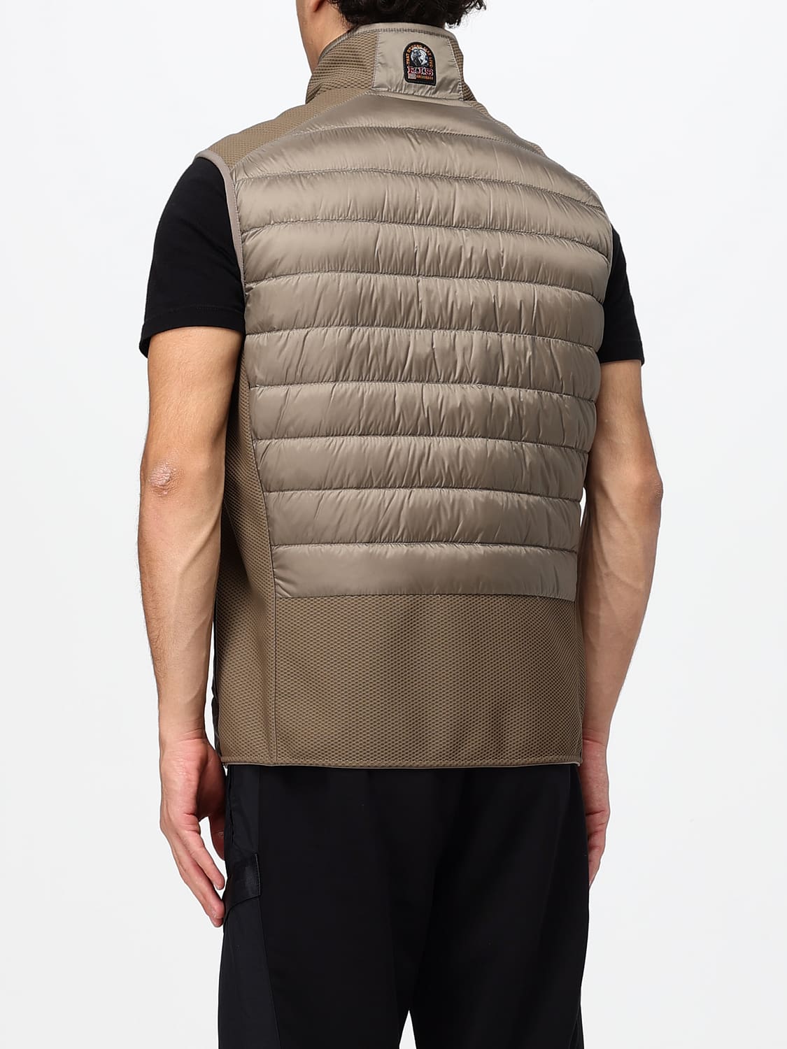 PARAJUMPERS スーツベスト: PARAJUMPERS Warm Up ハイネック キルティングナイロン パッド入りベスト, マッド - Img 2