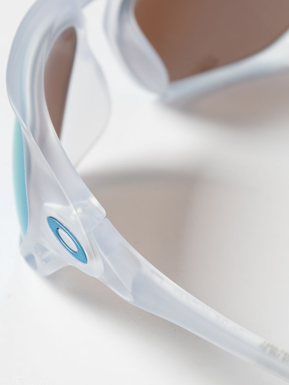 OAKLEY СОЛНЦЕЗАЩИТНЫЕ ОЧКИ: Солнцезащитные очки Мужское Oakley, Прозрачный - Img 4