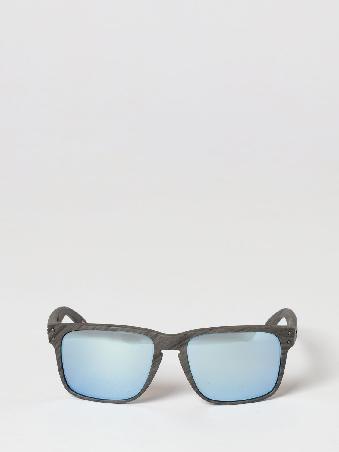 OAKLEY СОЛНЦЕЗАЩИТНЫЕ ОЧКИ: Солнцезащитные очки Мужское Oakley, Серый - Img 2