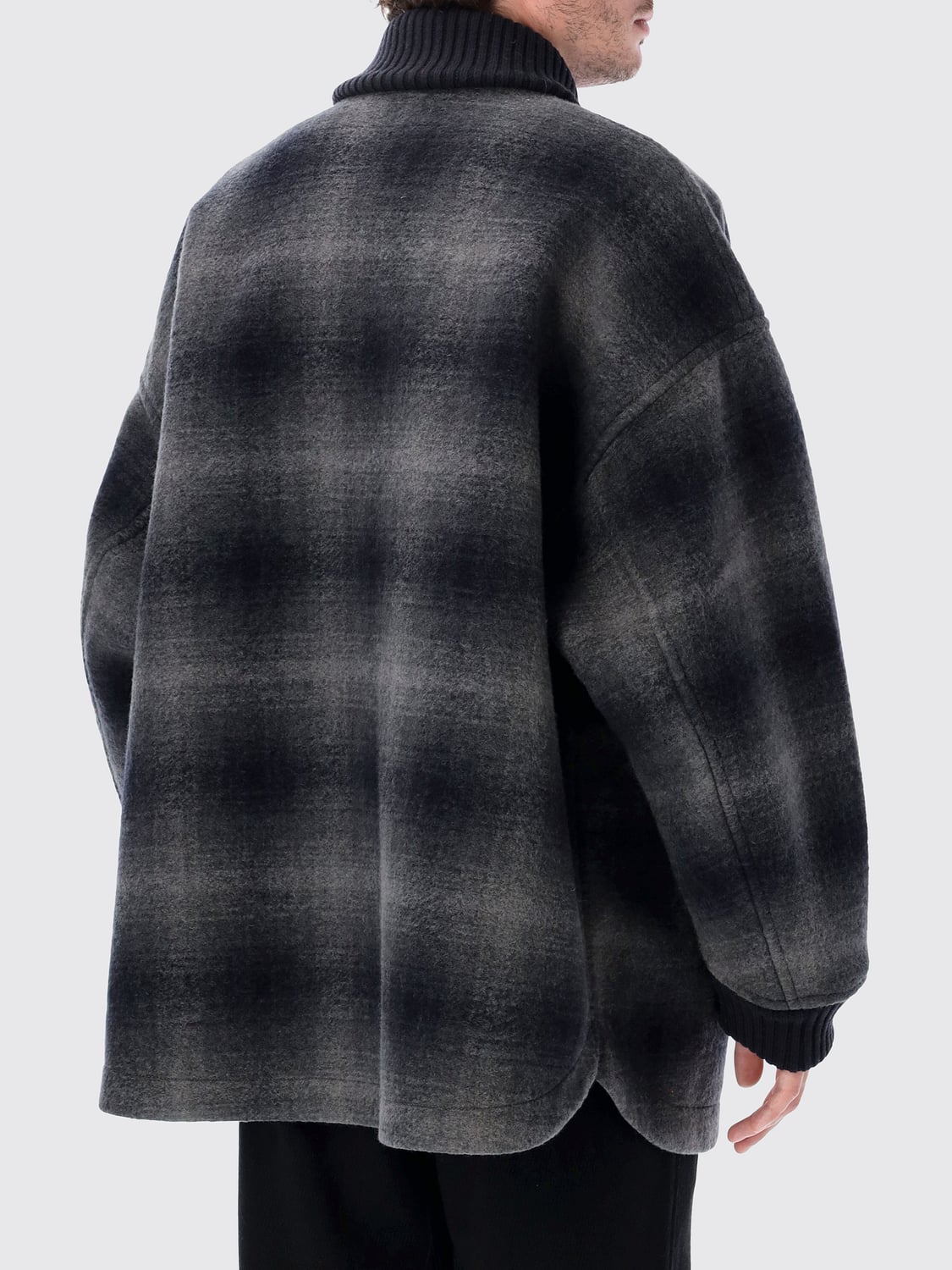 AND WANDER JACKET: Jacket men And Wander, Charcoal - Img 2