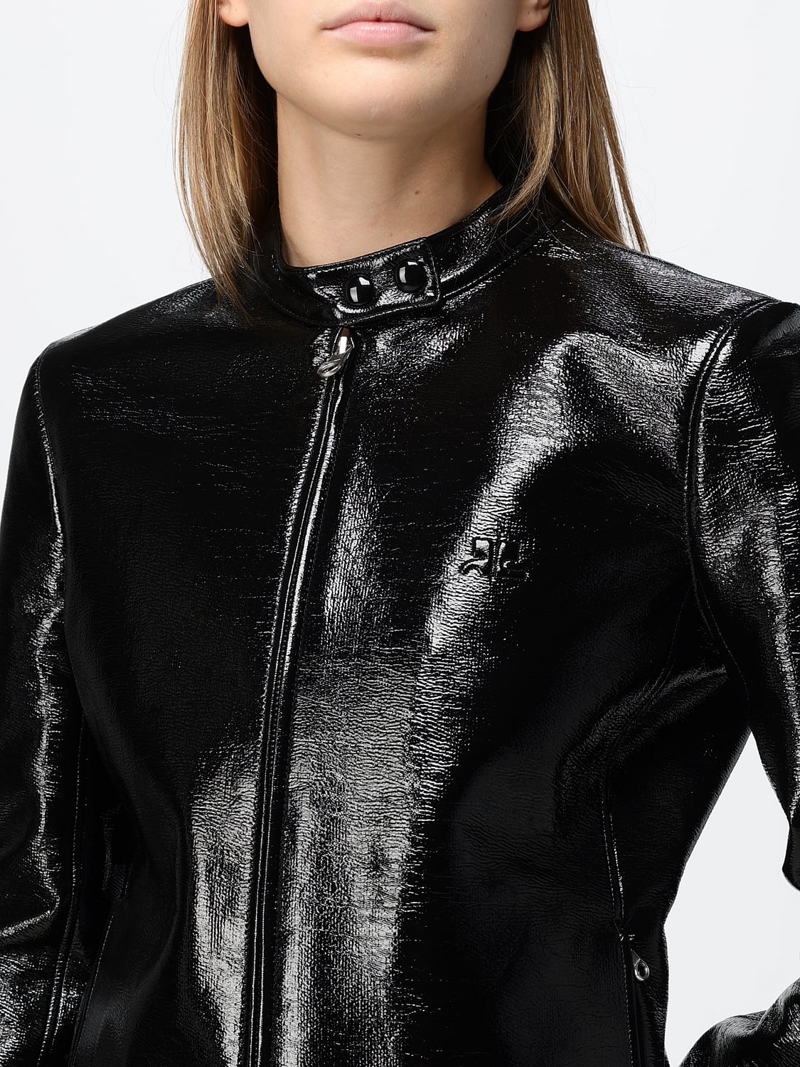 COURRÈGES CHAQUETA: Chaqueta biker Courrèges de piel sintética con cuello alto y cierre de cremallera, Negro - Img 5