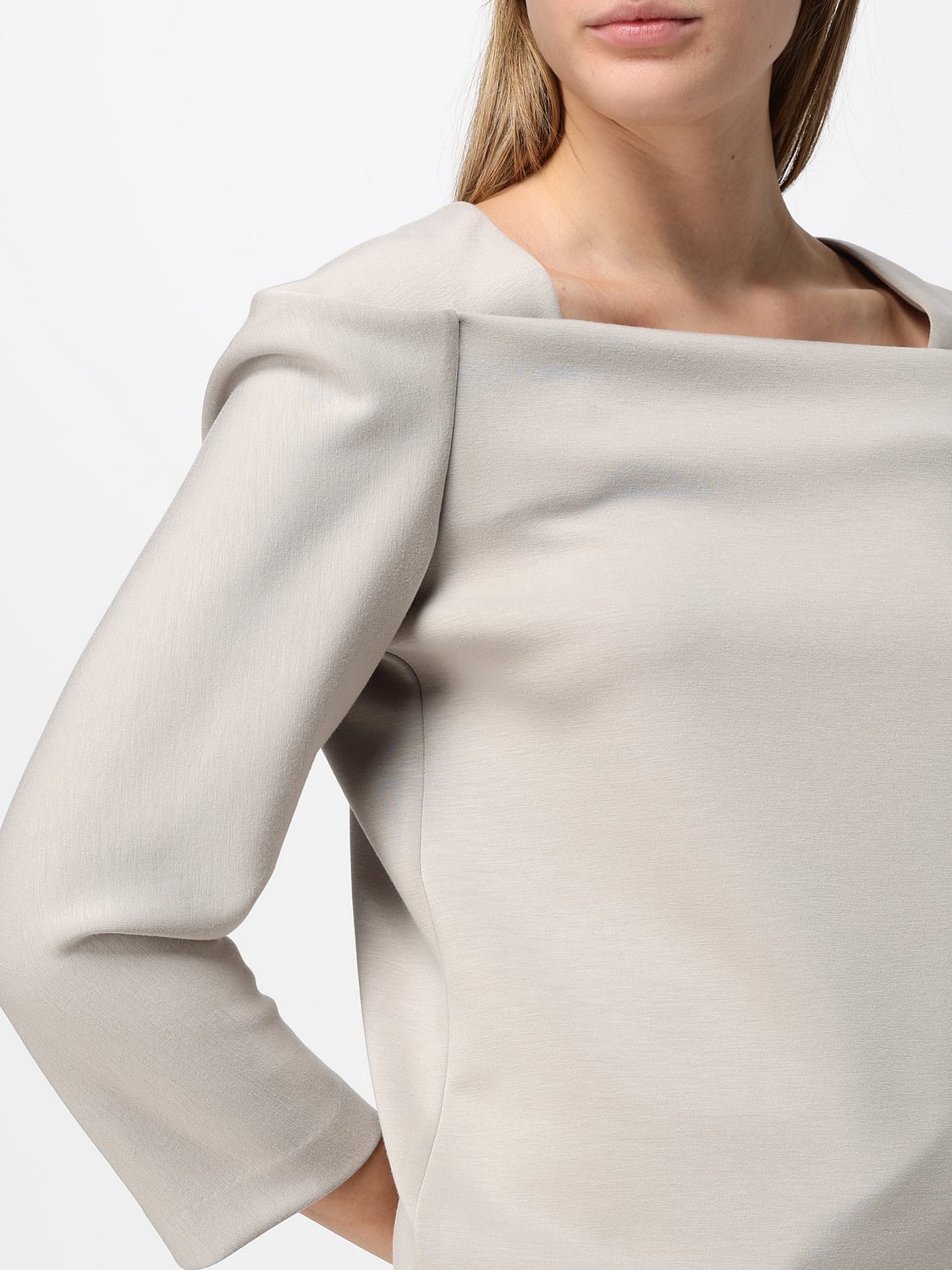 MEIMEIJ SHIRT: Long-Sleeved Crêpe Top Meimeij with a Square Neckline, Grey - Img 3