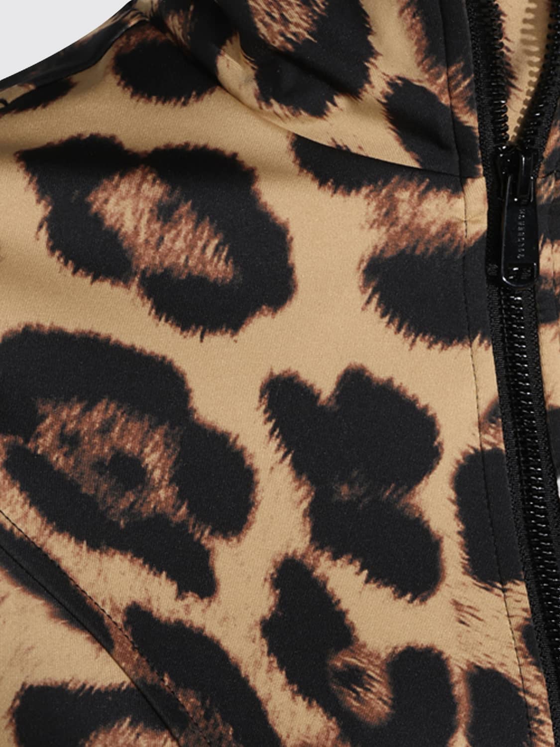 GOLDBERGH TOP: Rollkragenpullover Leona Goldbergh aus technischem Gewebe mit Animal-Print und Reißverschluss, Braun - Img 4