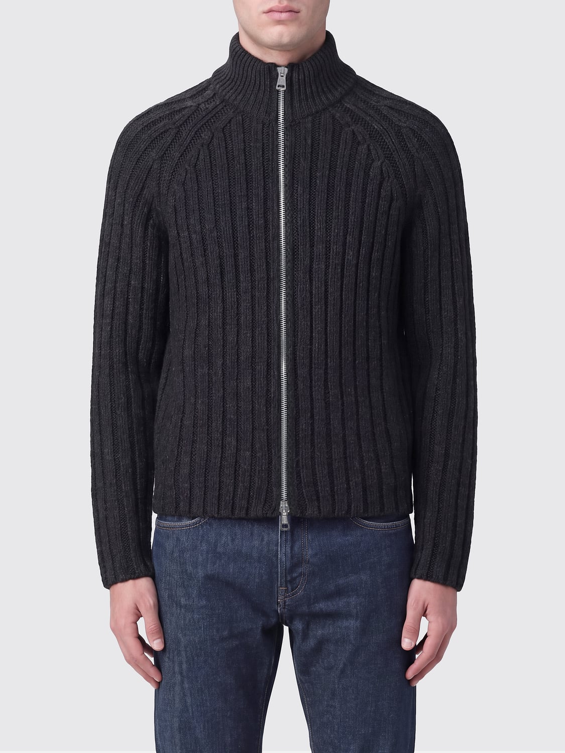 OUR LEGACY PULLOVER: Gerippter Rollkragen-Cardigan aus reiner Merinowolle von Our Legacy mit Reißverschluss, Schwarz - Img 1