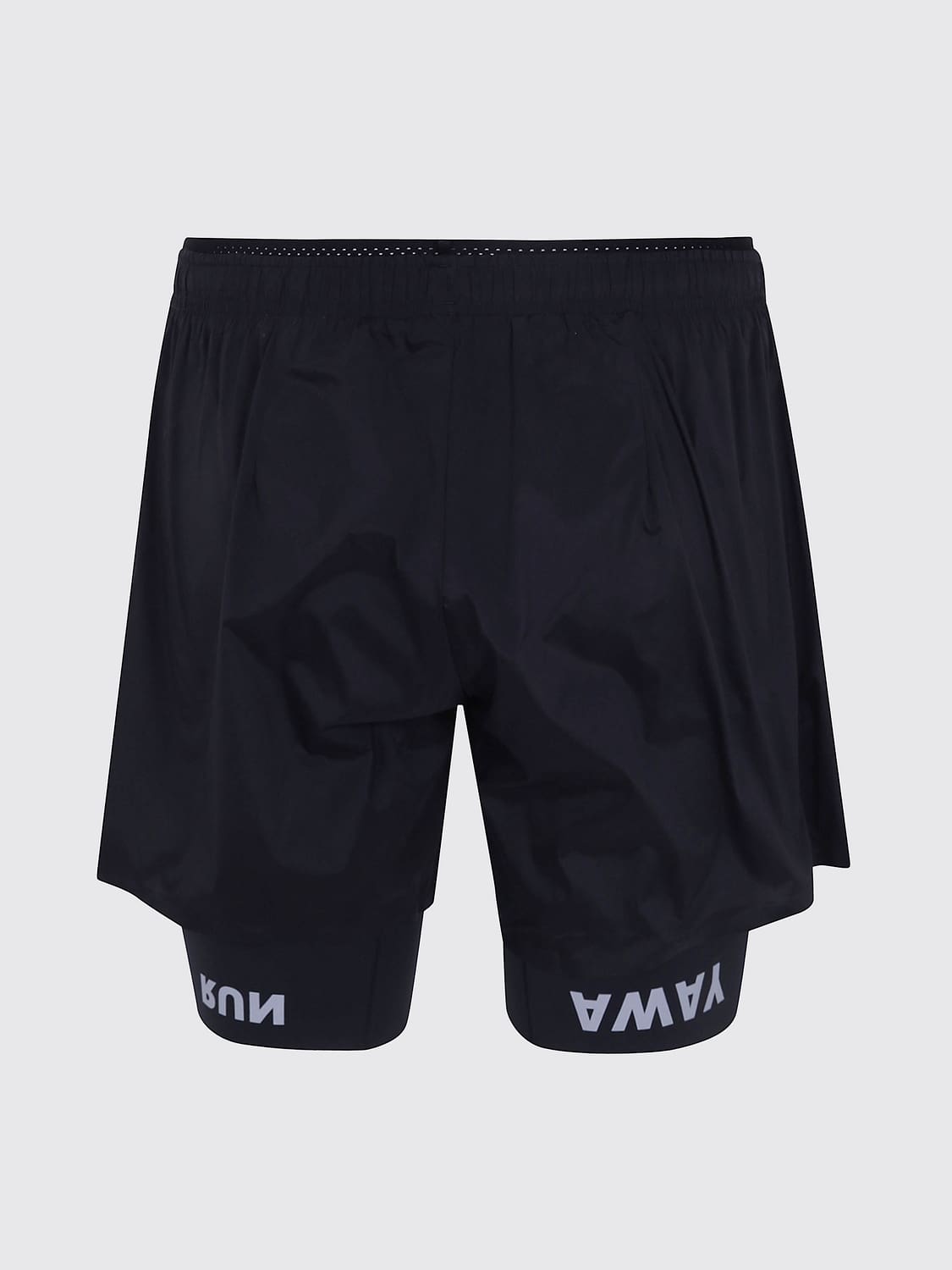 SATISFY PANTALONCINI: Shorts sportivi Satisfy slim fit in tessuto tecnico stretch con vita elasticizzata, Nero - Img 3