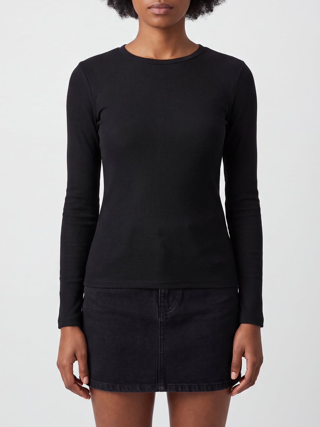 VINCE PULLOVER: Langärmeliger Slim-Fit-Pullover von Vince aus Pima-Baumwolle, Schwarz - Img 1