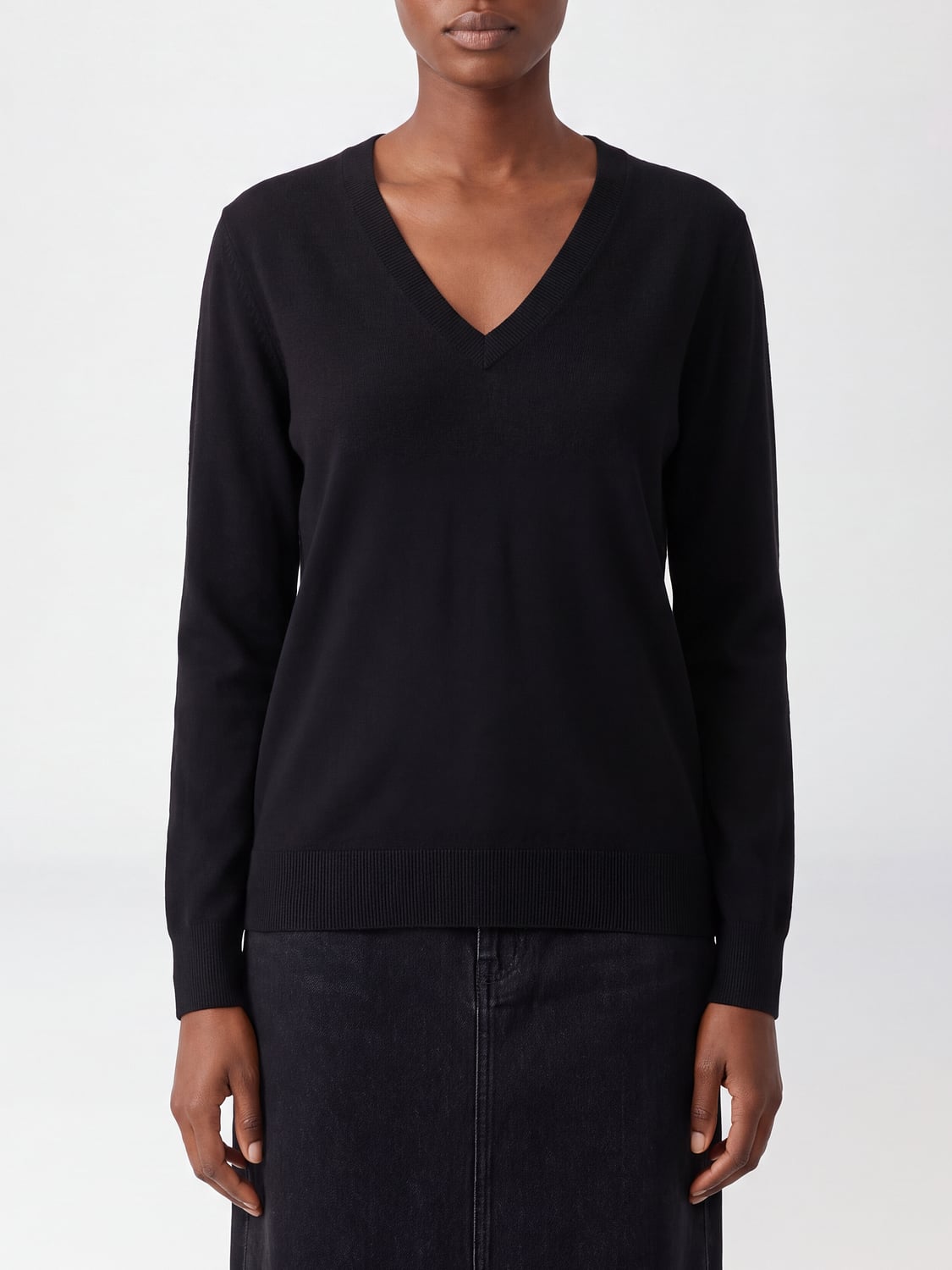VINCE PULLOVER: V-Ausschnitt-Pullover von Vince aus reinem Kaschmir mit langen Ärmeln, Schwarz - Img 1