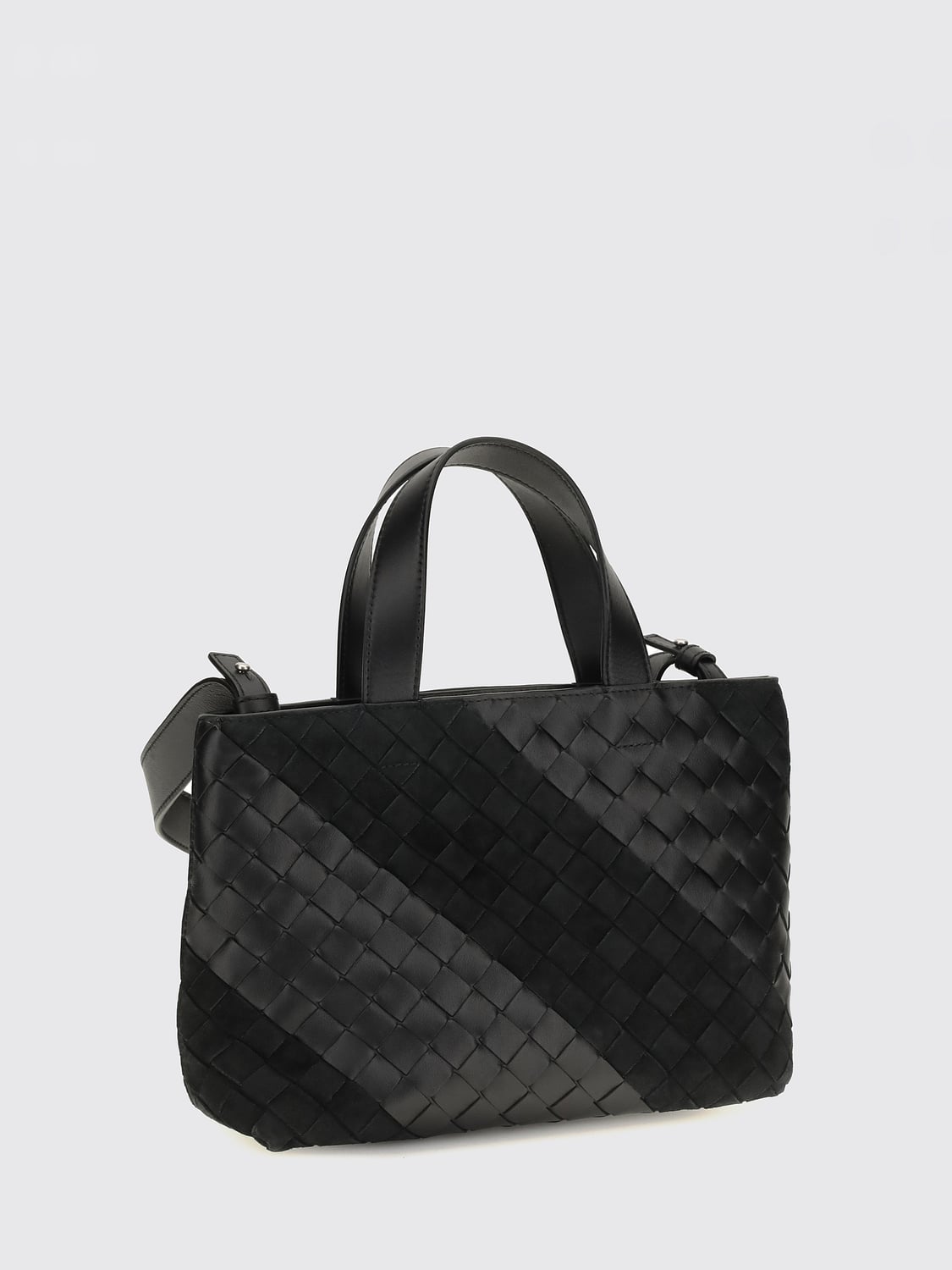 BOTTEGA VENETA BORSA A TRACOLLA: Mini borsa a tracolla Bottega Veneta in pelle di agnello intrecciata, Nero - Img 2