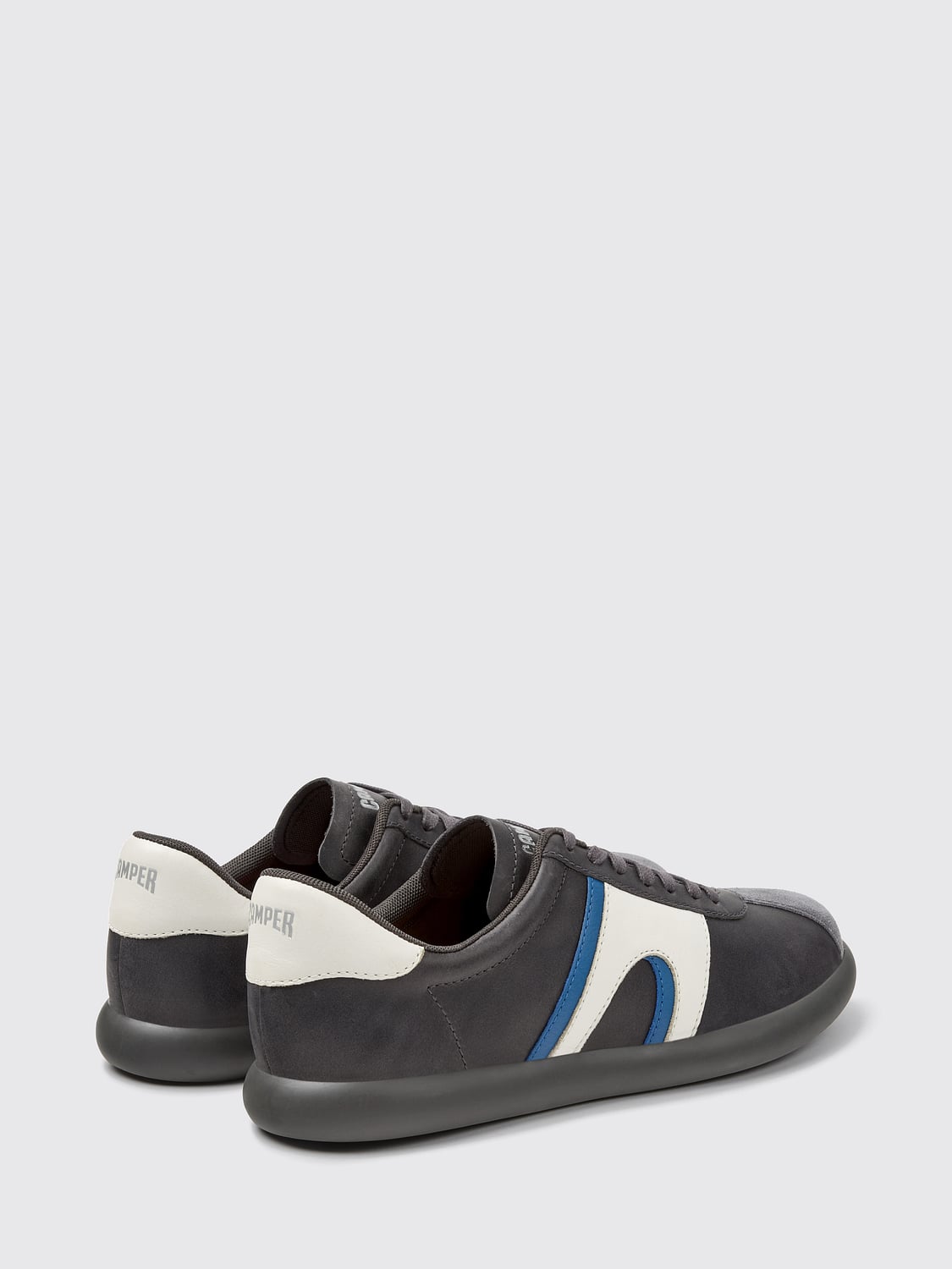 CAMPER BASKETS: Baskets basses Pelotas Soller Camper en cuir de veau avec logo contrastant, Gris - Img 3