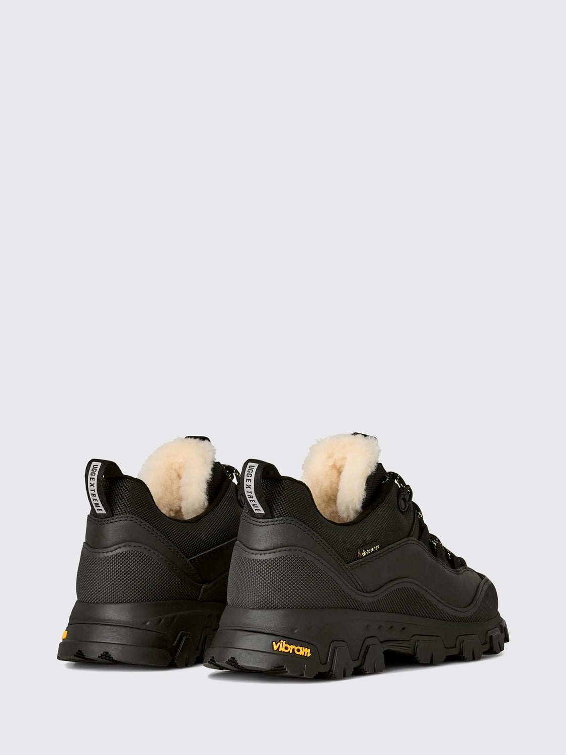 UGG BASKETS: Baskets Metro Trek Hiker UGG en cuir et Gore-tex® avec semelle Vibram, Noir - Img 2