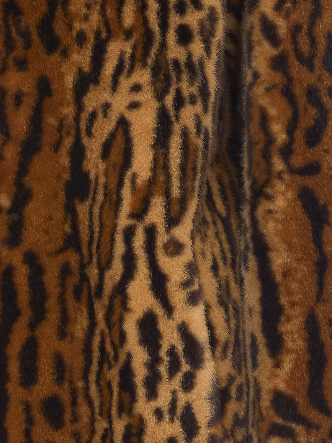 STAND STUDIO PELZMANTEL: Einreihiger Mantel Stand Studio in Knielänge aus Kunstpelz mit Animal-Print, Braun - Img 6