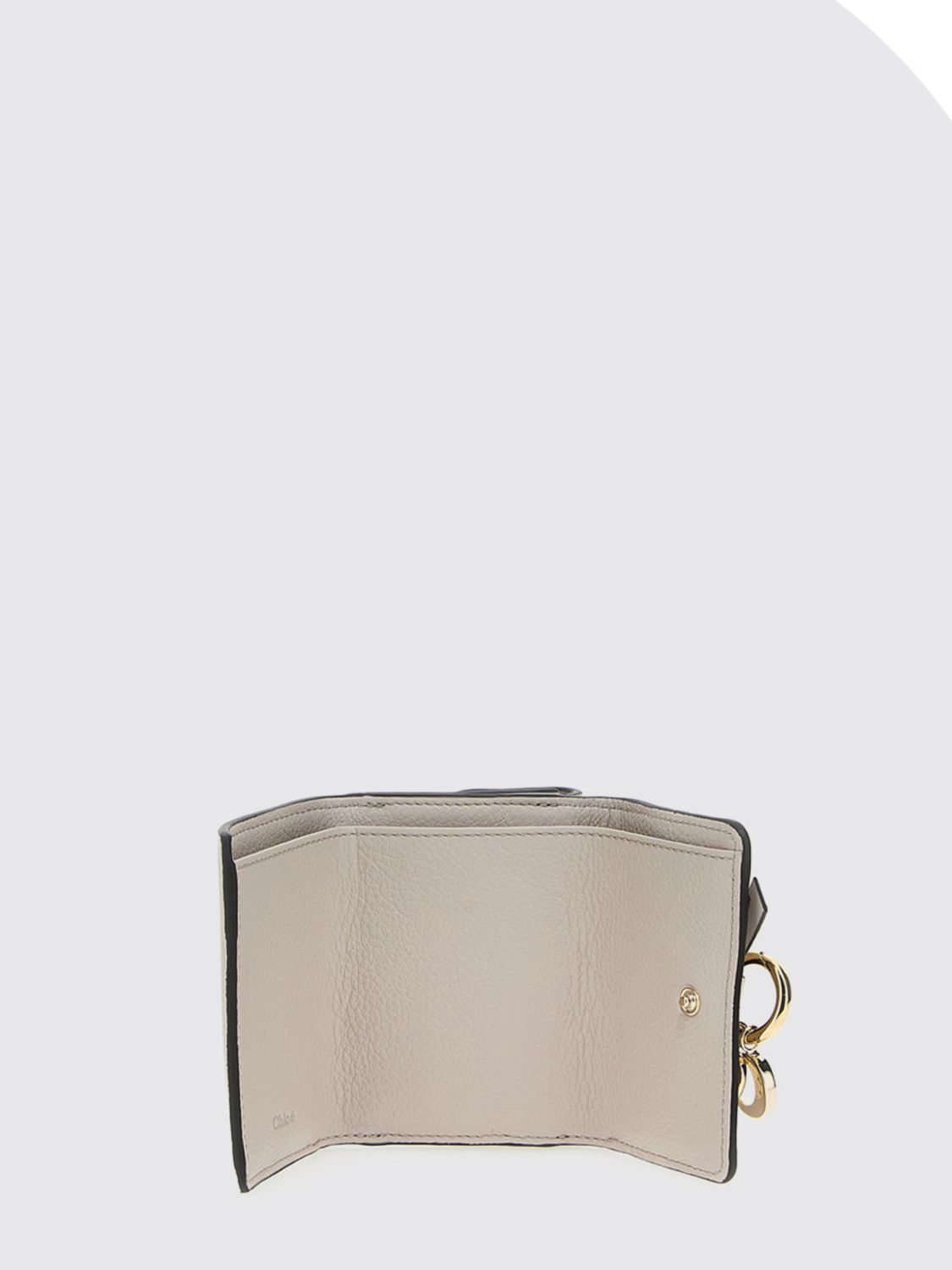 CHLOÉ GELDBÖRSE: Chloé Kleines Trifold-Portemonnaie aus grauem Kalbsleder mit Anhänger, Grau - Img 2