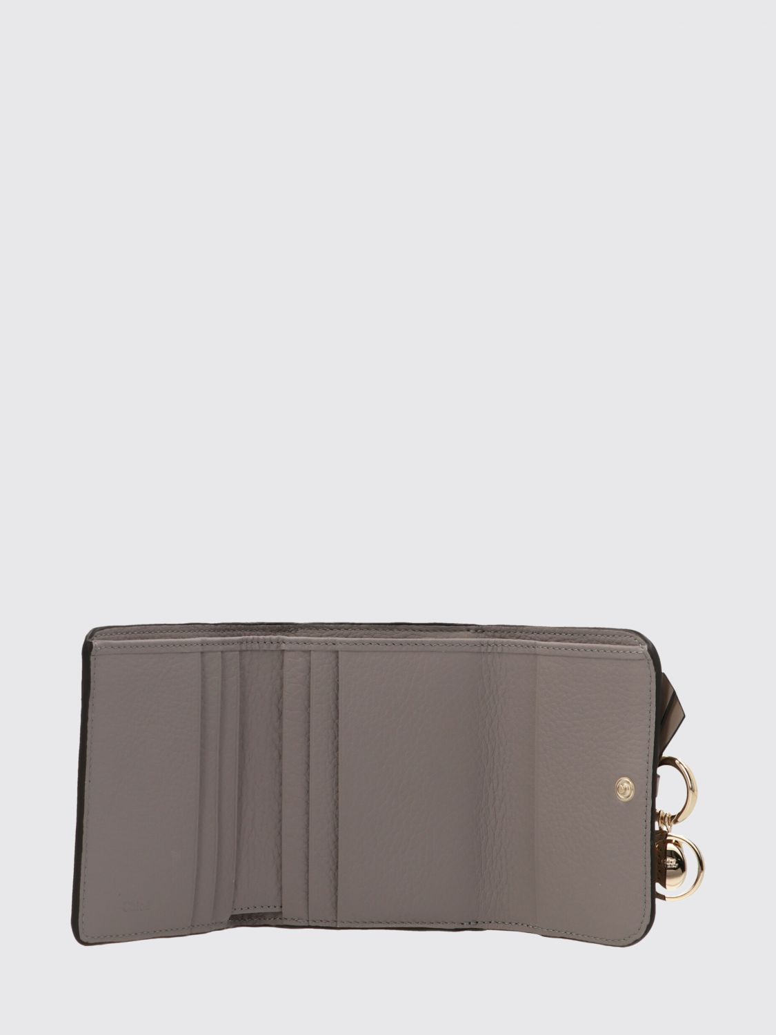 CHLOÉ WALLET: Chloé Black Calfskin Leather Trifold Wallet with Logo Charm, Grey - Img 2