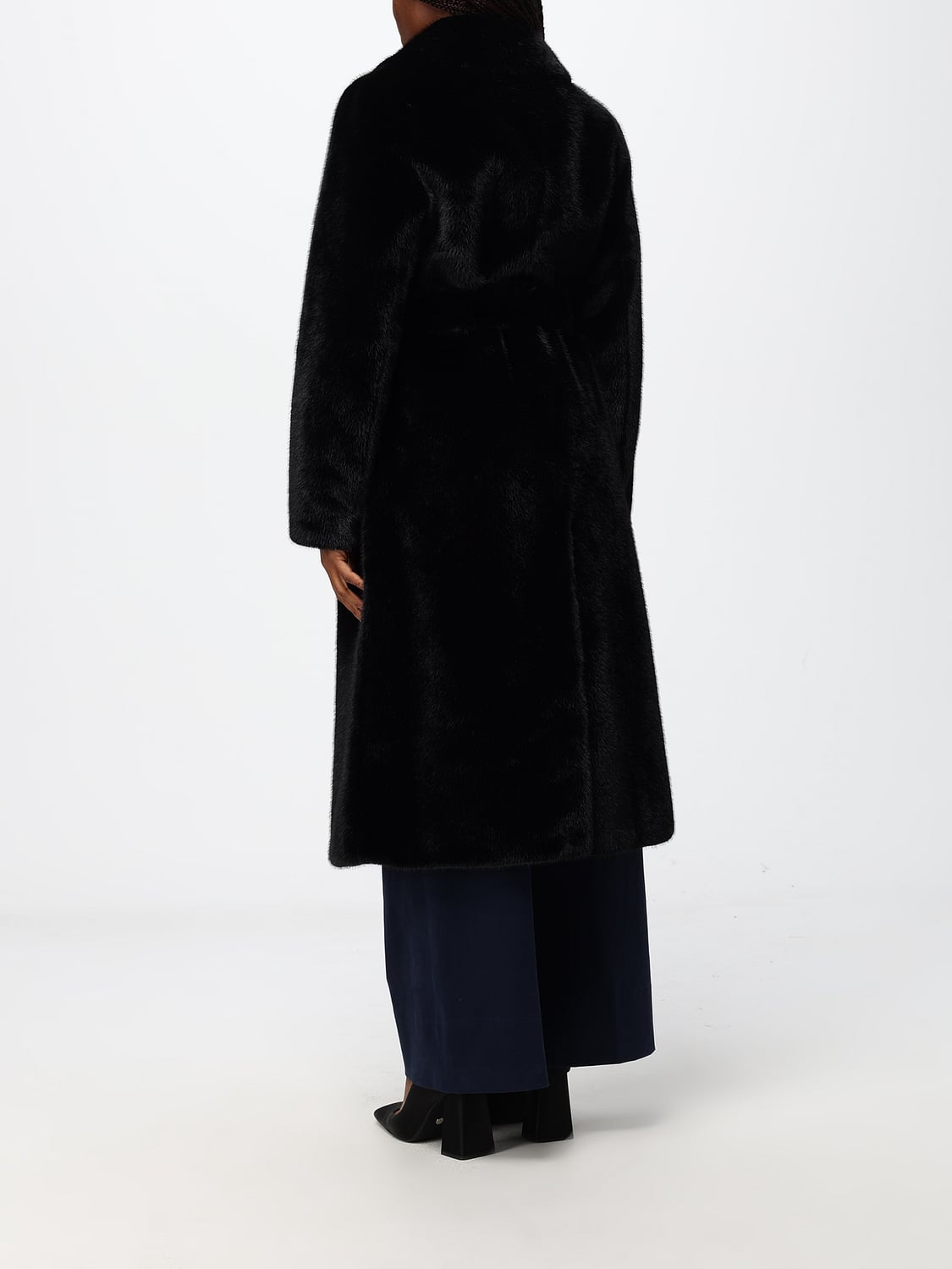 DUNO FUR COAT: Duno Vilma Pejo Robe Coat in Faux Fur with Belt, Black - Img 2