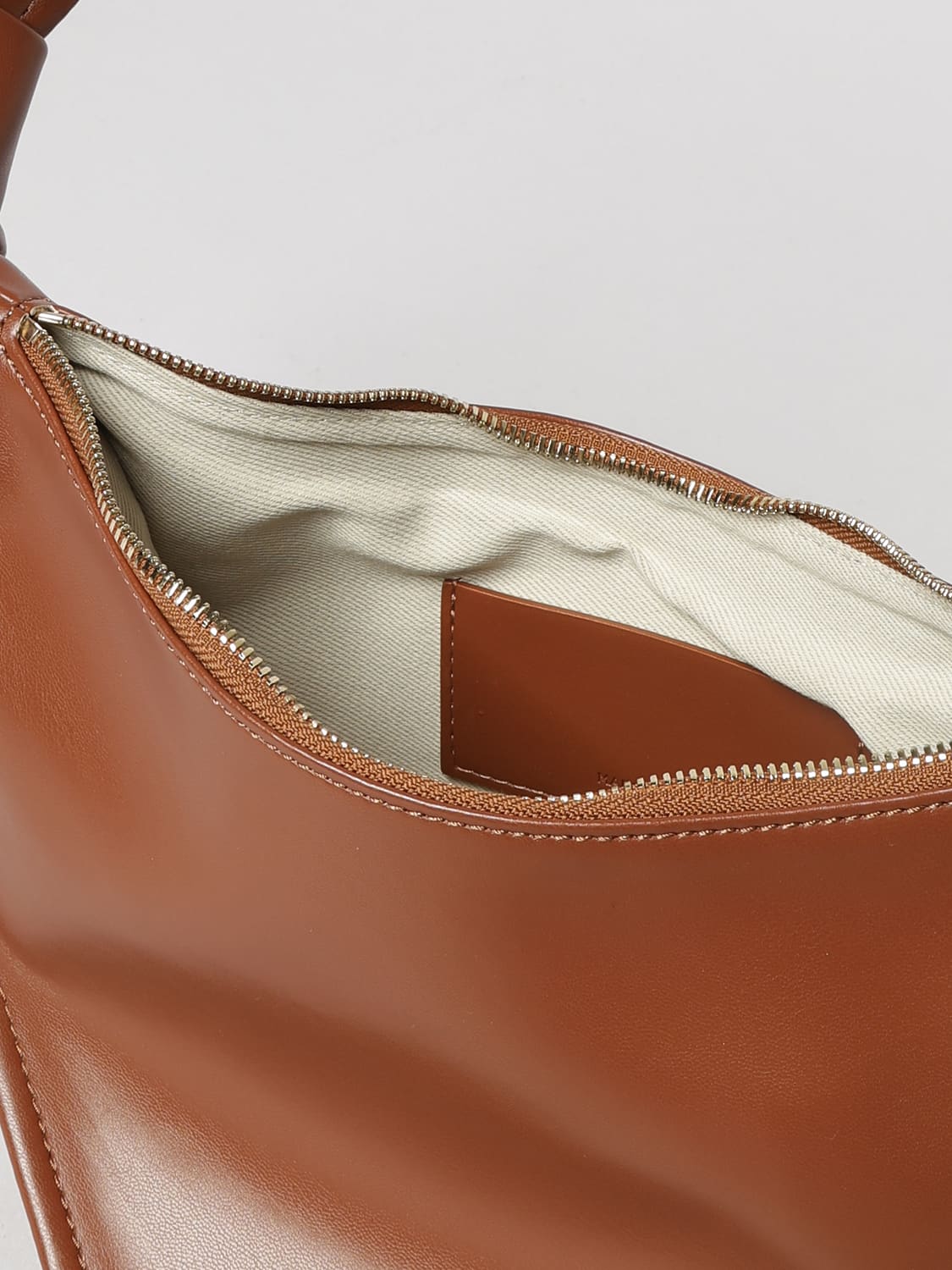 THEMOIRÈ BORSA A TRACOLLA: Borsa a tracolla Saffo TheMoirè in pelle vegana con forma triangolare, Marrone - Img 3