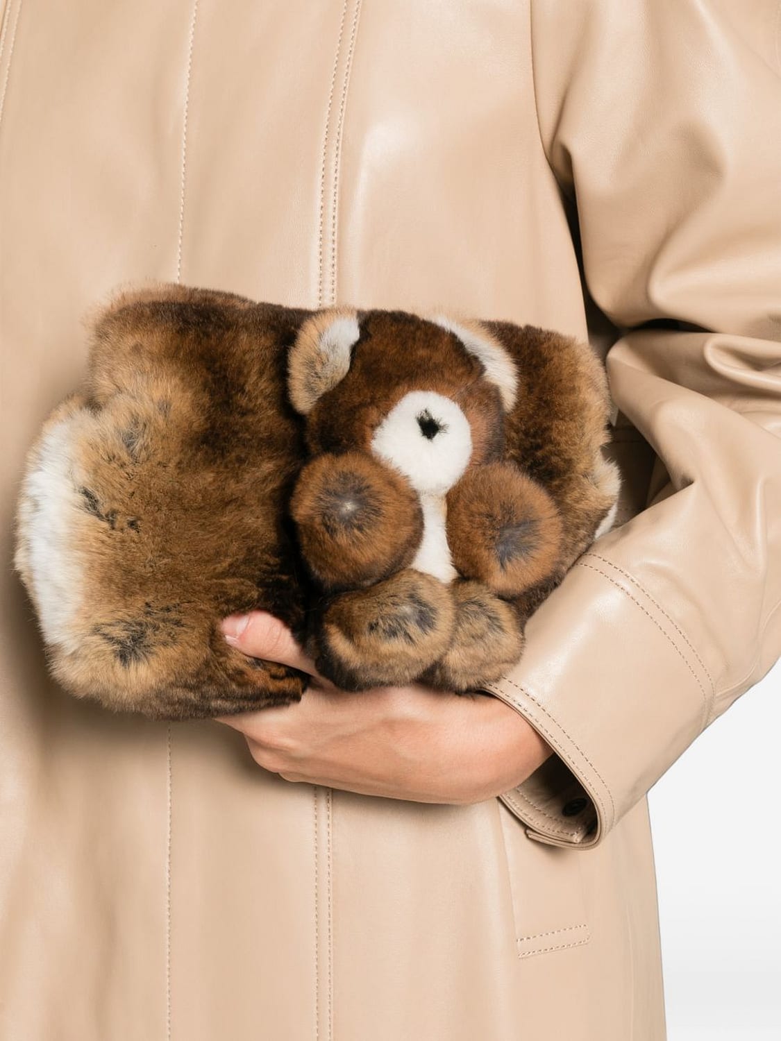 ANITA BILARDI CLUTCH: Clutch Anita Bilardi in pelliccia sintetica con stampa teddy bear e manico amovibile, Marrone - Img 2