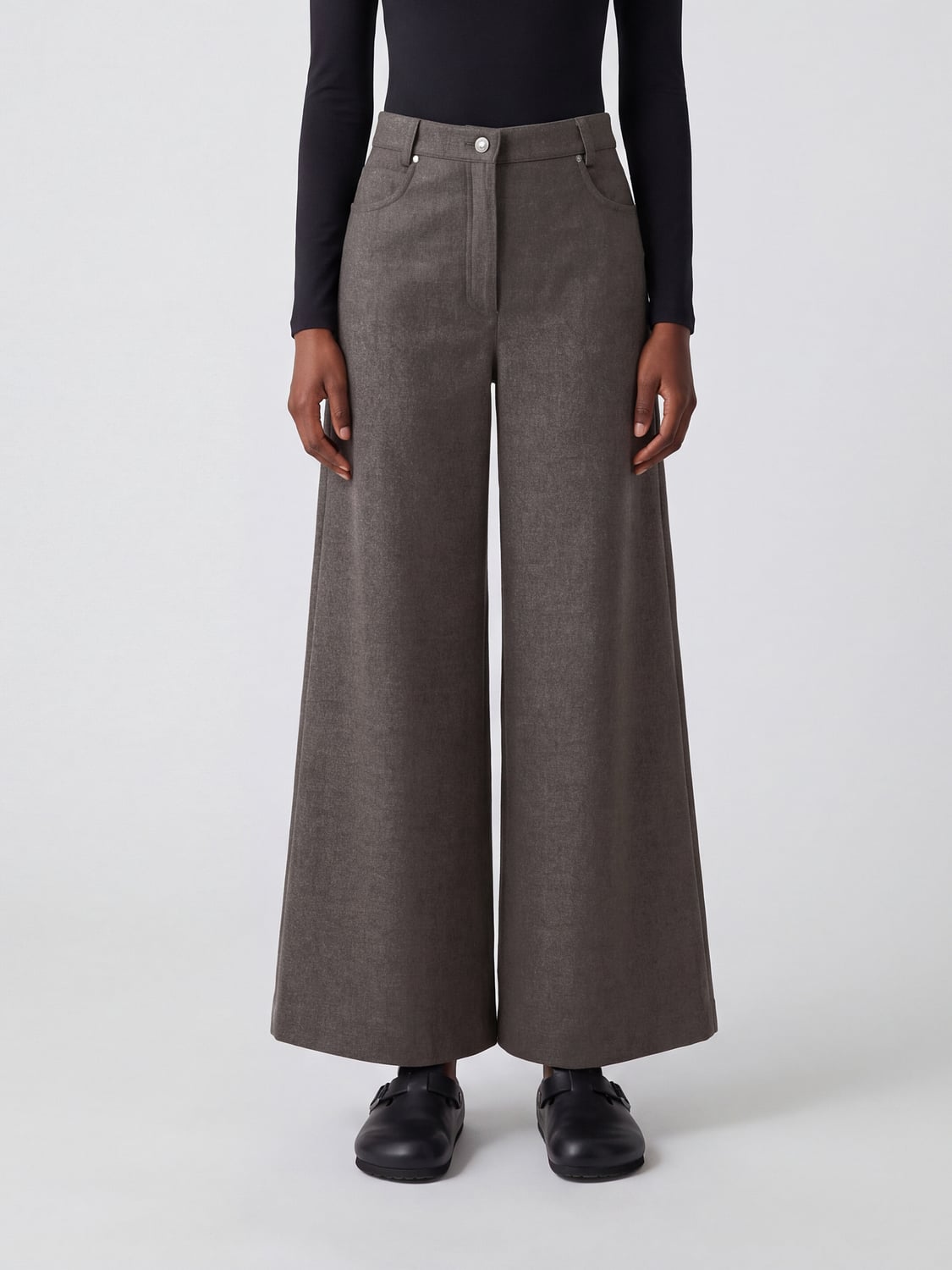 MAX MARA HOSE: Ausgestellte Hose von Max Mara aus reinem Schurwollstrick mit hoher Taille, Braun - Img 1