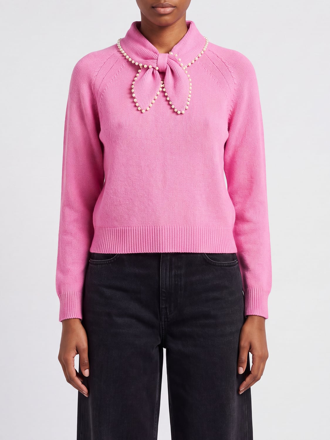 ESSENTIEL ANTWERP PULLOVER: Pullover mit perlenverziertem Schmuckkragen Essentiel Antwerp aus Wolle und Kaschmir, Pink - Img 1