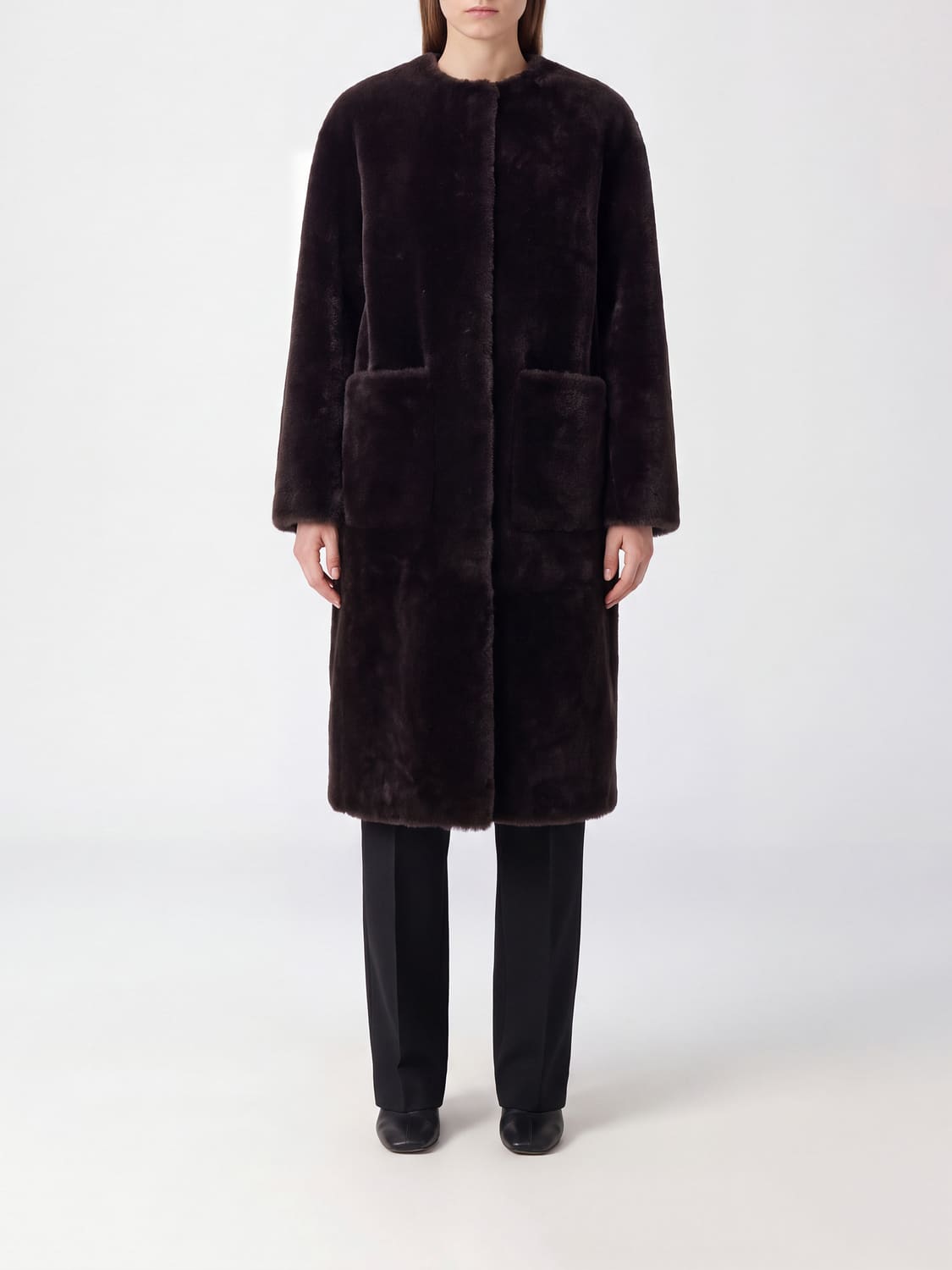BLANCHA FUR COAT: Long Shearling Coat Blancha with a Crew Neck and Front Patch Pockets, Cocoa - Img 1