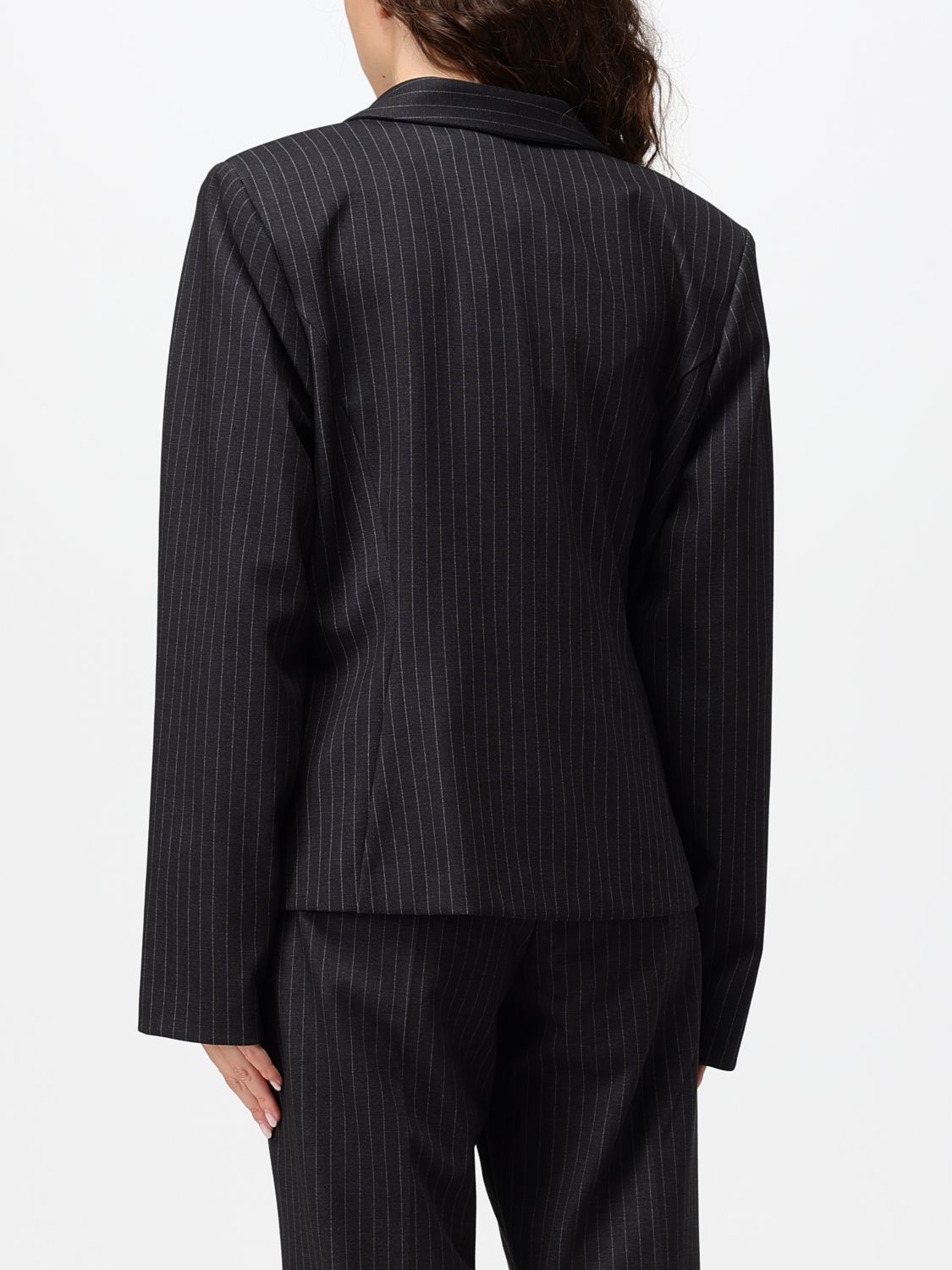 JOSEPH RIBKOFF CHAQUETA: Blazer corto de raya diplomática Joseph Ribkoff con hombreras, Fantasía - Img 2