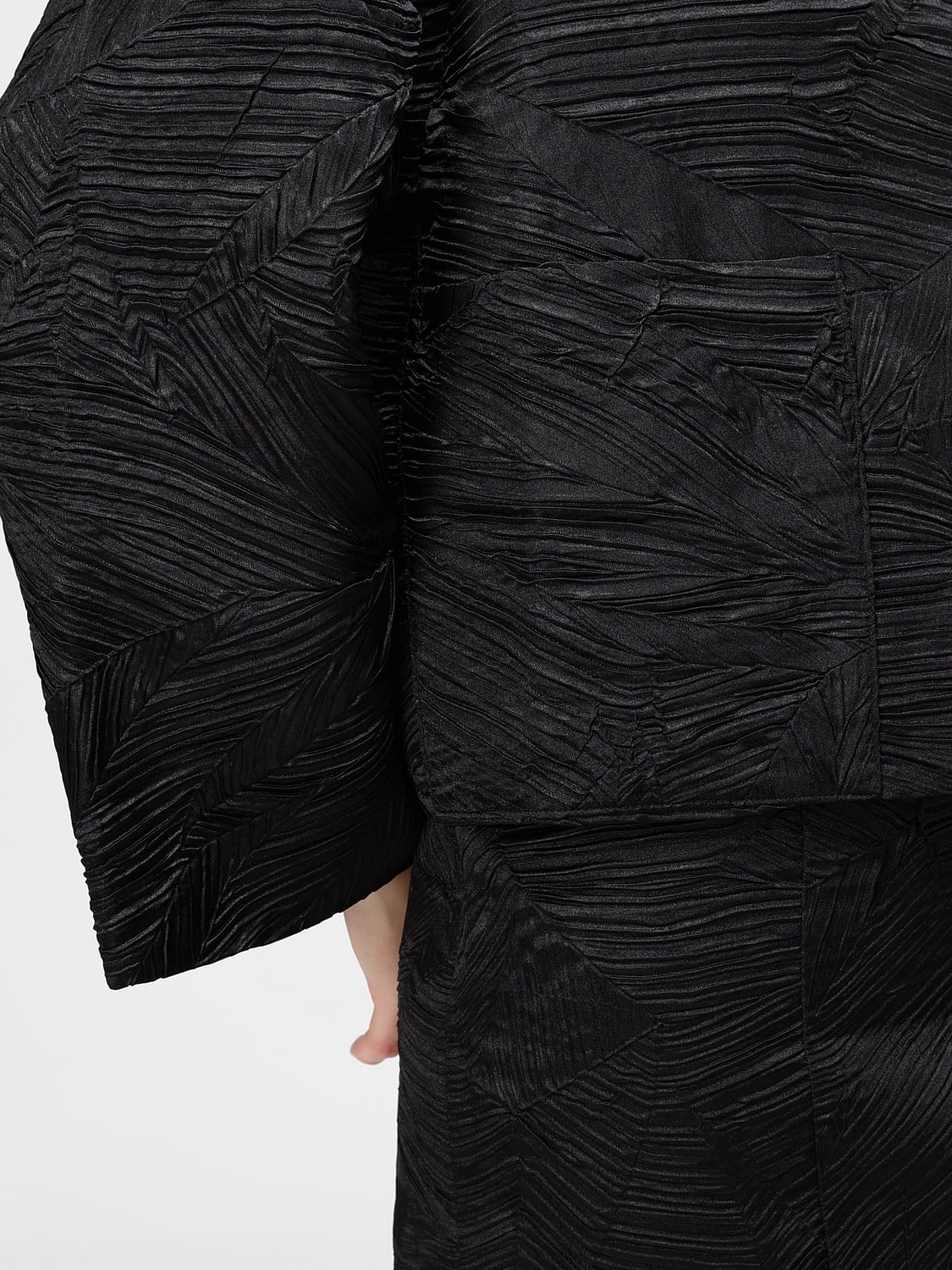 MEIMEIJ JACKE: Kurze, plissierte Jacke Meimeij aus Polyester in lockerer Passform, Schwarz - Img 3