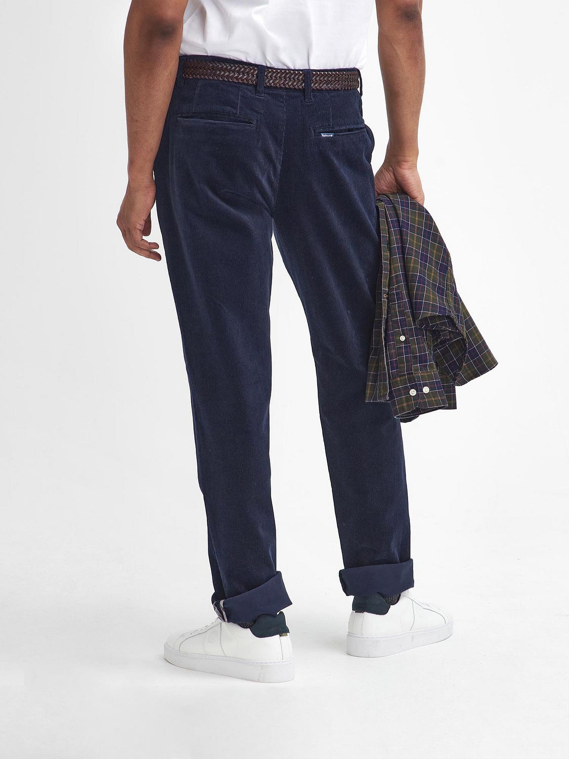 BARBOUR PANTALONES: Pantalones chinos slim fit Barbour de pana con trabillas para cinturón, Azul Marino - Img 2