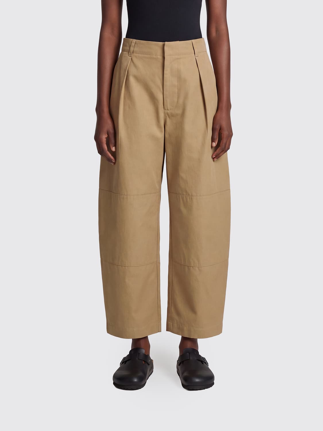 LOEWE PANTALONES: Pantalón baggy Loewe de pernera ancha en algodón con pinzas, Beige - Img 1