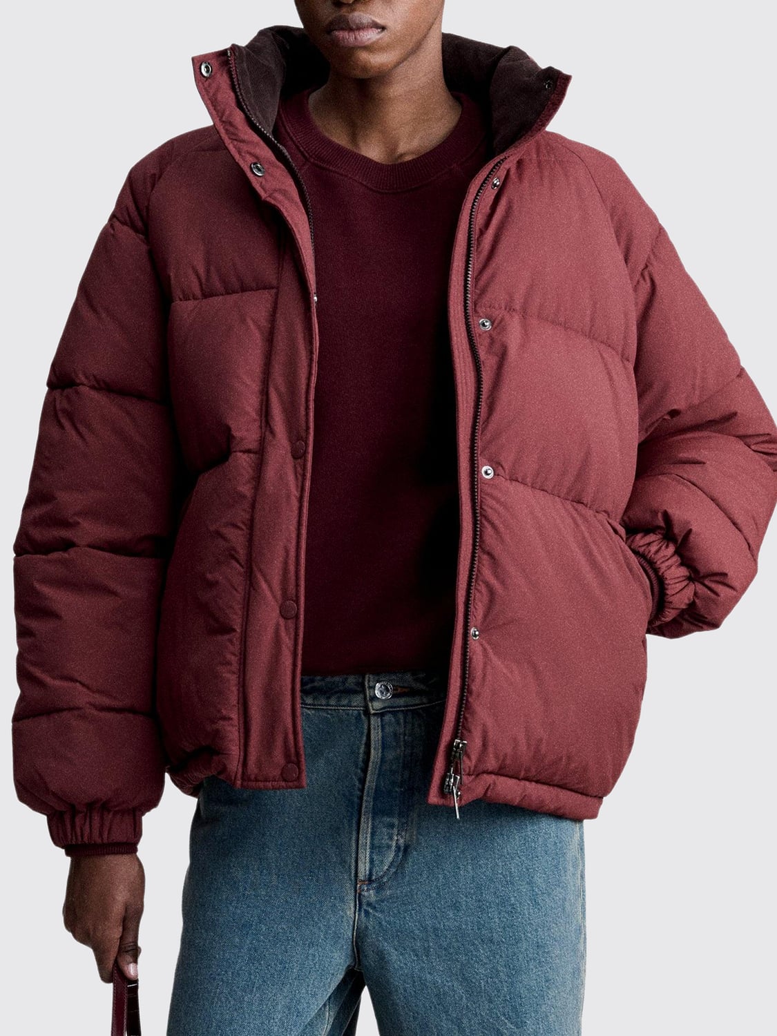 A.P.C. JACKET: Short Puffer Jacket A.P.C. in Recycled Nylon with a High Neck and Concealed Closure, Burgundy - Img 1