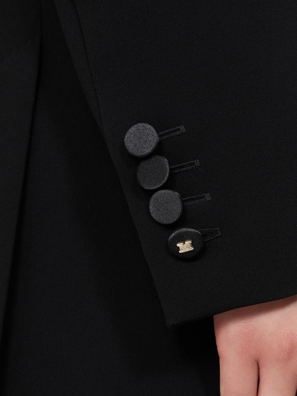 MAX MARA JACKET: Max Mara Short Double-Breasted Blazer with Peak Lapels, Black - Img 3
