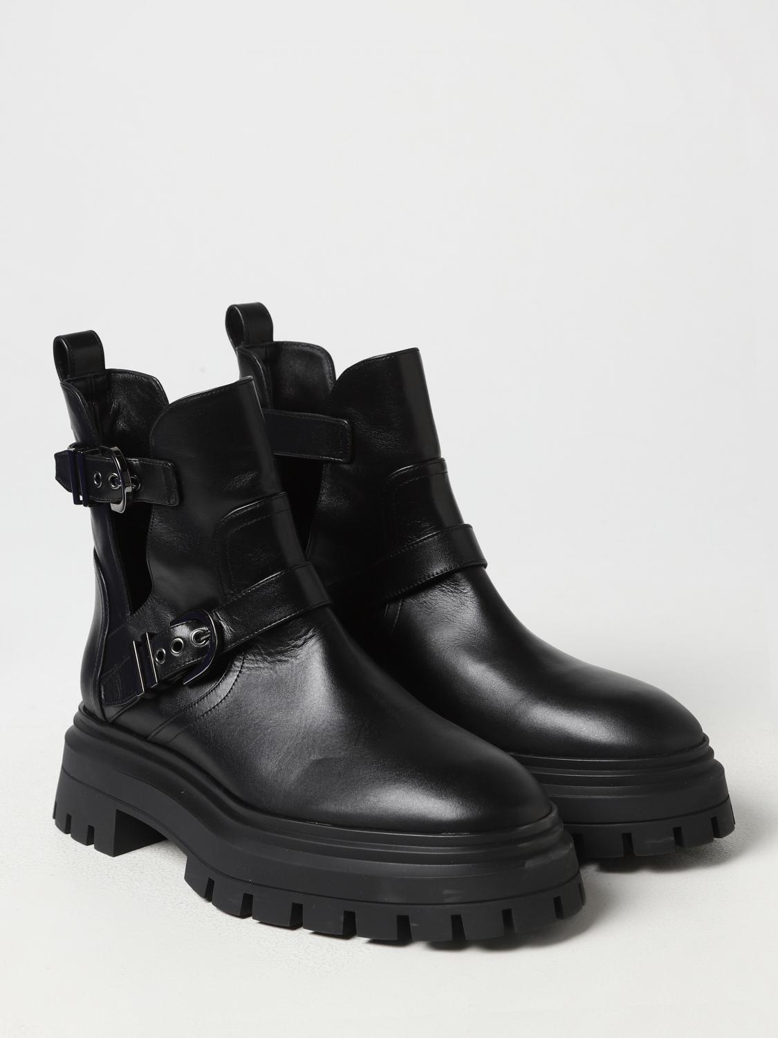 STUART WEITZMANショートブーツ 新品 STUART WEITZMAN（スチュアート ワイツマン） ショートブーツ VIVIENNE