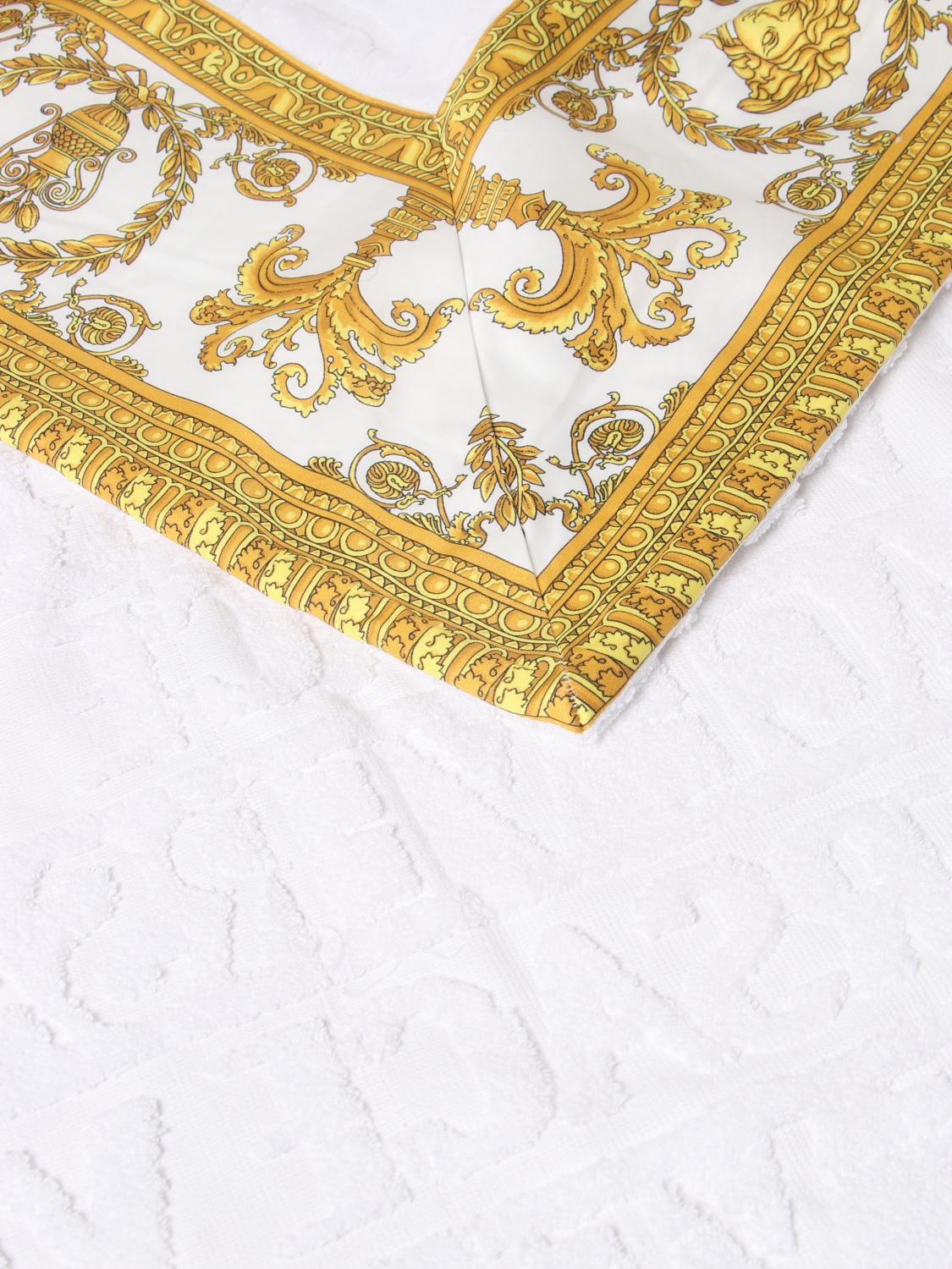 VERSACE HOME BATH AND BEACH TOWELS: Versace Home Baroque terry cotton beach towel, White - Img 3