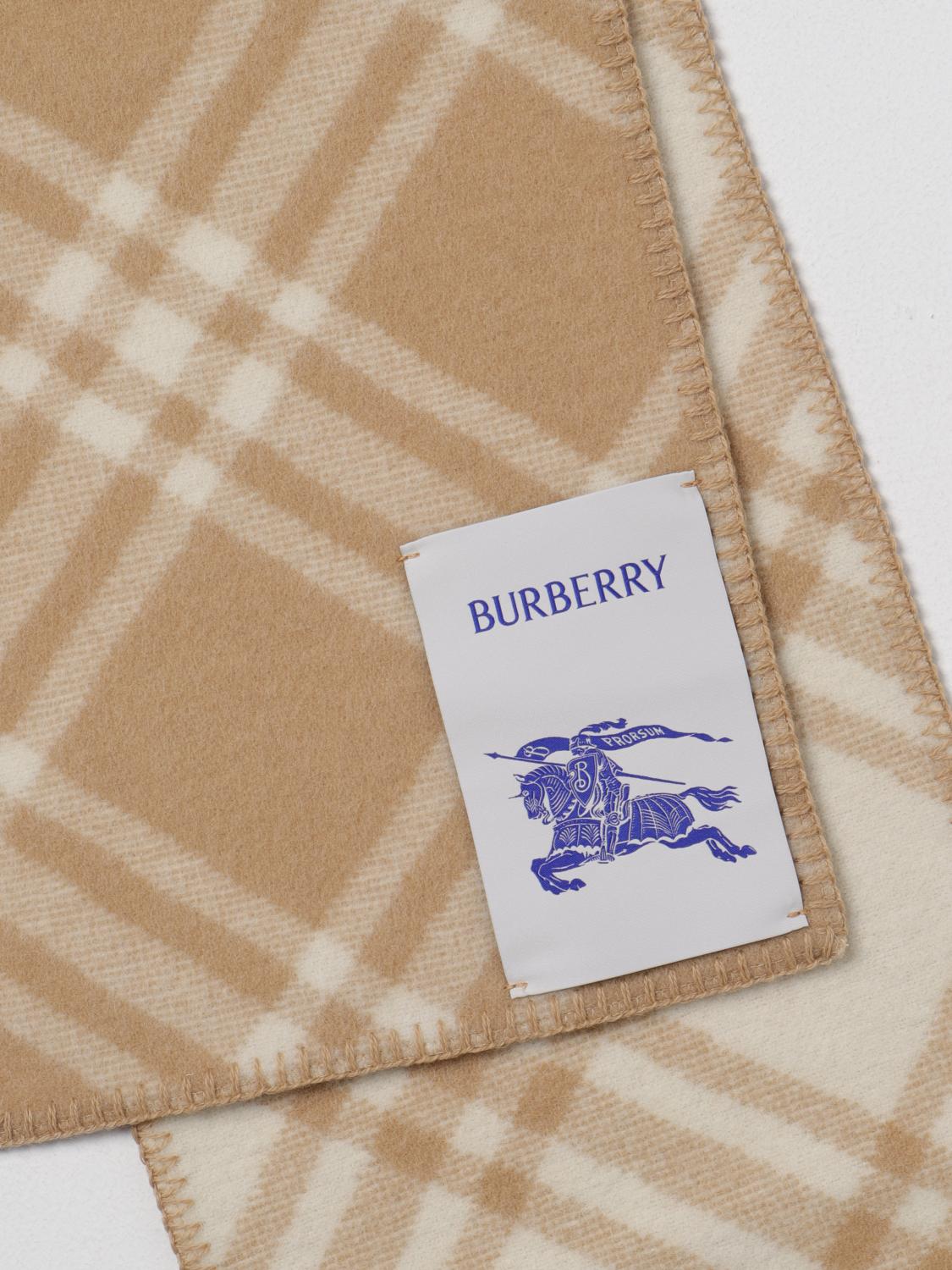 BURBERRY SCARF: Burberry wool scarf with all-over check pattern, Beige - Img 3