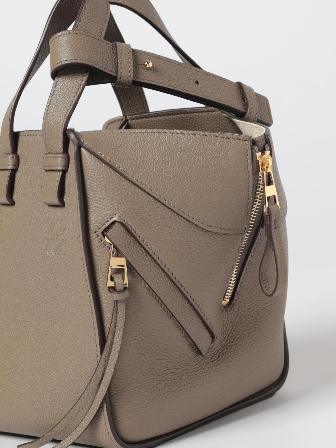 LOEWE BORSA A TRACOLLA: Borsa Hammock Loewe in pelle a grana , Grigio - Img 4