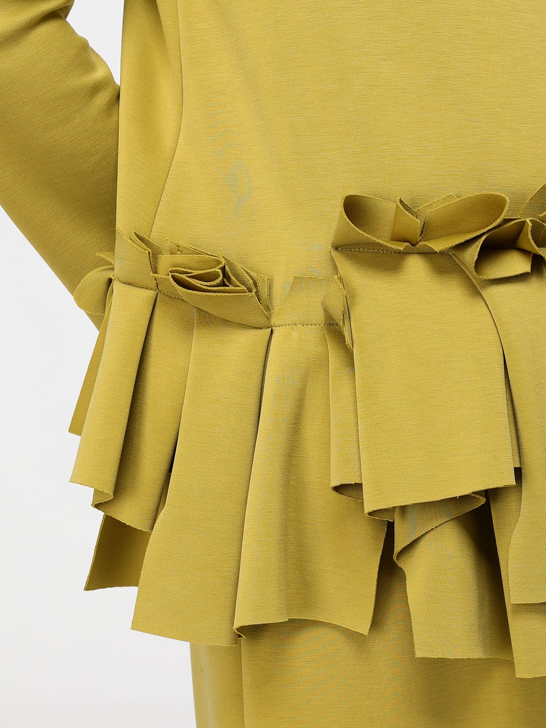 MEIMEIJ TOP: Langärmelige Viskosebluse Meimeij mit Rüschen und gestickten Details, Gelb - Img 3