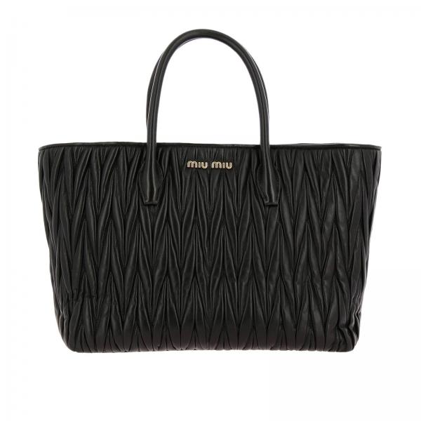 MIU MIU: shopping bag in matelassé leather with shoulder strap - Black ...