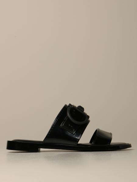 Taryn sandal with double bands with Mediterranean hook