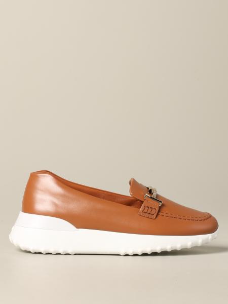 Tod's moccasin in leather with running bottom and double T