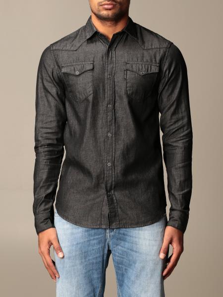 Camicia di jeans Armani Exchange con tasche a toppe