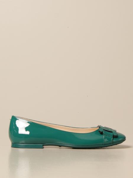 Tod's women: Tod's flat ballerina in shiny leather with chain