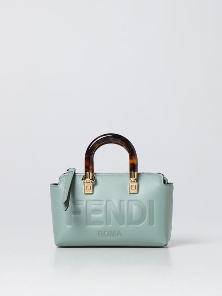 Женские сумки Fendi : Наплечная сумка Женское Fendi