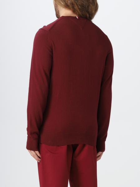red hilfiger jumper