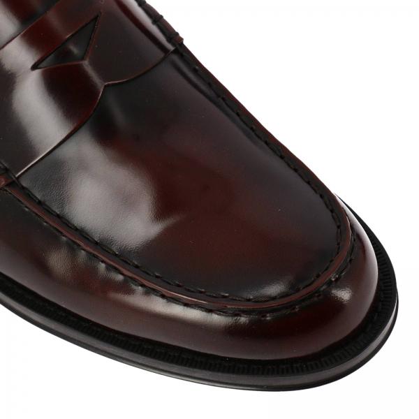 tods burgundy loafers