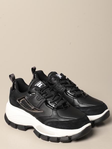 patent leather fila