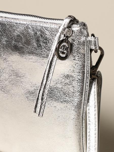 Gaëlle Paris Outlet: Pochette con logo in pelle sintetica laminata - Argento  | Clutch Gaëlle Paris 1861 GIGLIO.COM