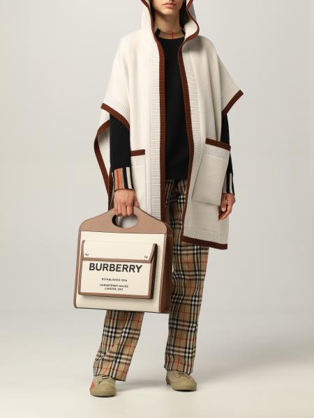 Burberry hooded cape in wool and cashmere with jacquard graphics